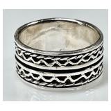 Sterling silver band ring