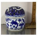 Chinese blue and white porcelain vase