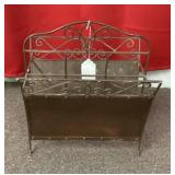 Metal magazine rack