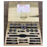 Snap-on tap and die set TD2400A