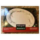 Pfaltzgraff Winterberry oval platter