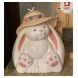 Treasure Craft rabbit cookie jar