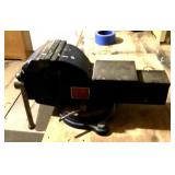 5" Chinese swivel bench vise