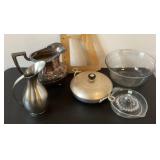 Kitchen items cleanup lot