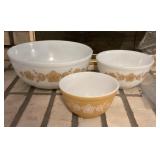 3 Pyrex Butterfly Gold nesting bowls