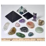 Polished & raw gemstones, etc. for meditation