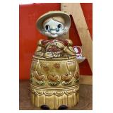 Royal Sealy Grandma cookie jar