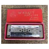 Kratt pitch pipe