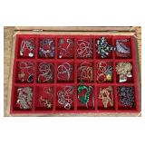 Costume jewelry necklaces