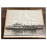 World War II minesweeper photo print 16 x 20