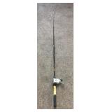 Pinnacle Vision bait caster w/6