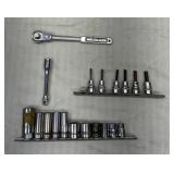 Indestro Select sockets, ratchet, extension