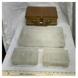 Plastic storage containers