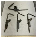 Piston ring groove cleaner