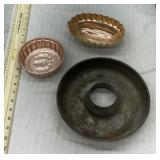 Vintage mould baking pans