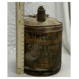 Vintage Sinclair Opaline oil can