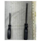 2 Snap-on prybars