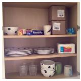 Contents of upper kitchen cabinet