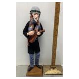 Simpich character doll Caroler with Mandolin