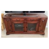 Home entertainment cabinet