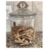 Canister jar with clothes pins