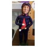 Byers' Choice Ltd. caroler doll