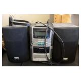 Audiovox CD player with speakers