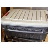 Rubbermaid ActionPacker tote