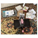 Sizzix die cutter and embosser w/accessories