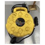 Bayco triple tap retractable cord reel