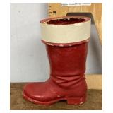 Papier-mï¿½chï¿½ Santa Claus boot