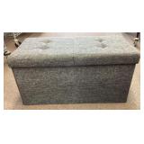 Collapsible storage bench