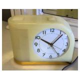 Big Bend Moon Beam electric alarm clock