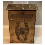 Arts & Crafts wall mount mailbox