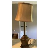 21" Table lamp