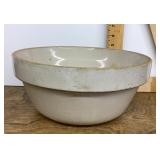 Stoneware mixing bowl