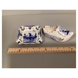 Pair of delft blue ashtrays