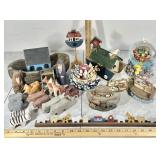 8 folk art and resin Noah