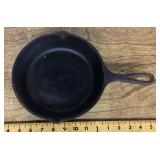 Cast iron Lodge skillet