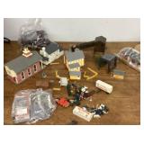 HO train layout accessories