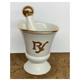 Apothecary mortar and pestle decor