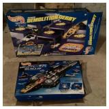 2 Hot Wheels tracks
