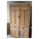 Stanley armoire