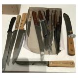 Assorted kitchen knives