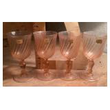 4 pink glass Luminarc stemware