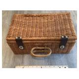 Wicker basket
