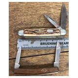 2 pocket knives