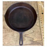 Cast iron skillet