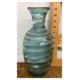 Art glass swirl vase