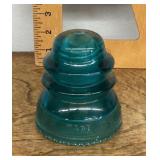Hemingway glass insulator